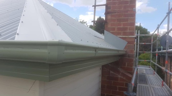 Finished metal roofing by Luke Taylor Plumbing